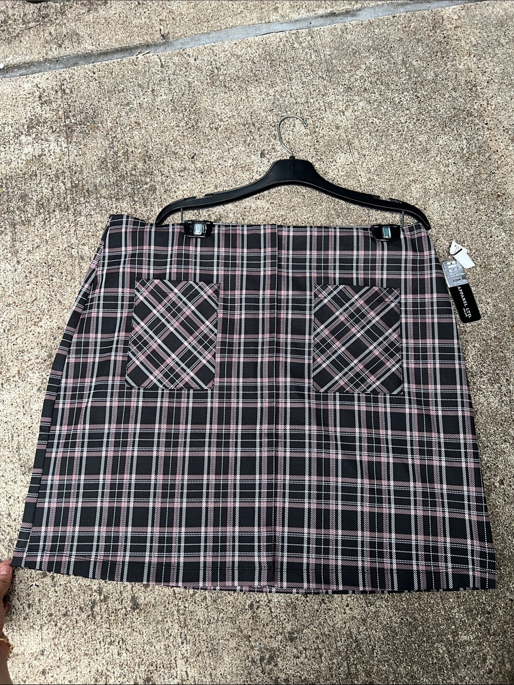 Plaid A-Line Mini Skirt with Front Patch Pockets - Pink/Black